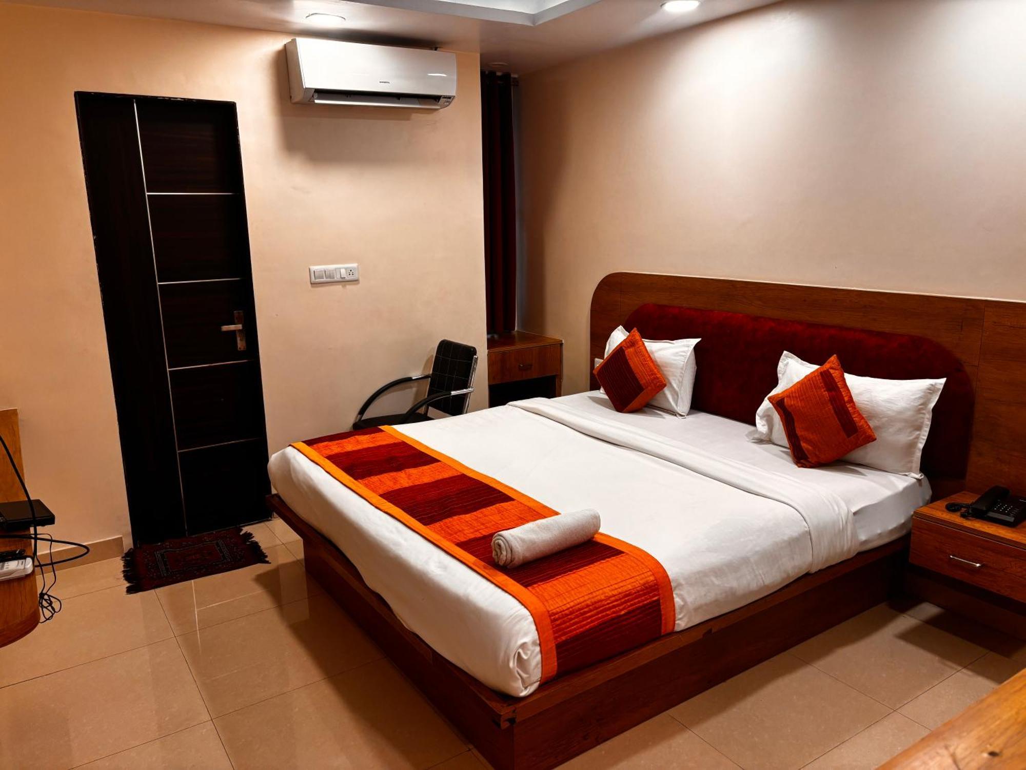 Hotel Gulabi Nagri, Malviya Nagar, Jaipur Dış mekan fotoğraf